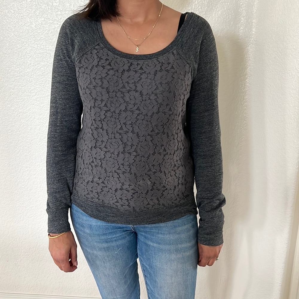 Womens Abercrombie sweater